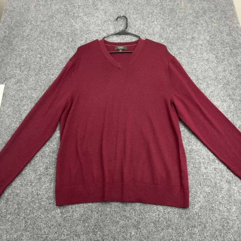 Banana Republic Sweater Mens L Burgundy Merino Wool V Neck Classic Preppy